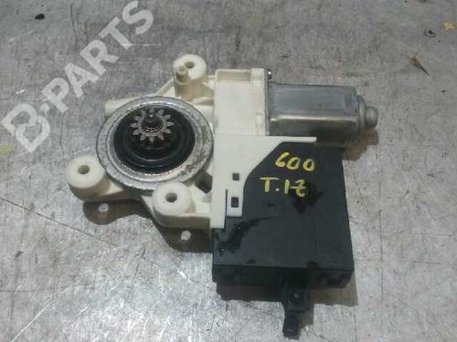 Left rear window motor VOLVO V50 (545) 2.0 D | BP435204E23 