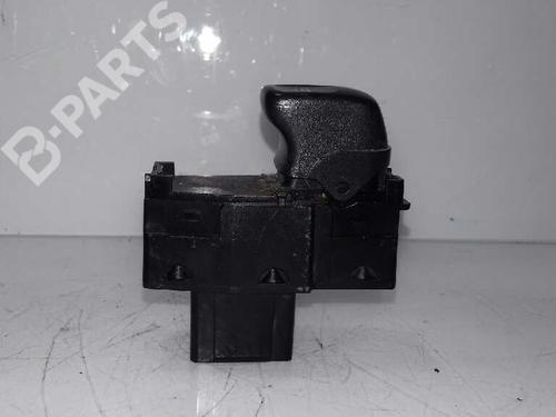 Used Left rear window switch VOLVO XC70 I Cross Country (295) D5 AWD (185 hp) 1353190