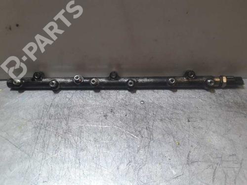 Used Injection rail BMW 5 (E39) 530 d (184 hp) 1633893
