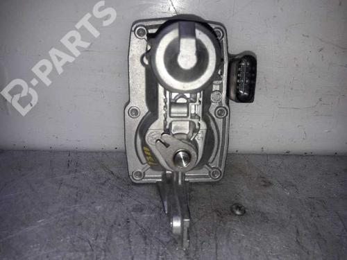 Used Throttle body SEAT ARONA (KJ7, KJP) 1.6 TDI (95 hp) 2901327