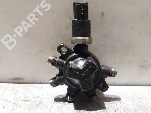 Used Injection rail NISSAN MICRA III (K12) 1.5 dCi (65 hp) 3354377