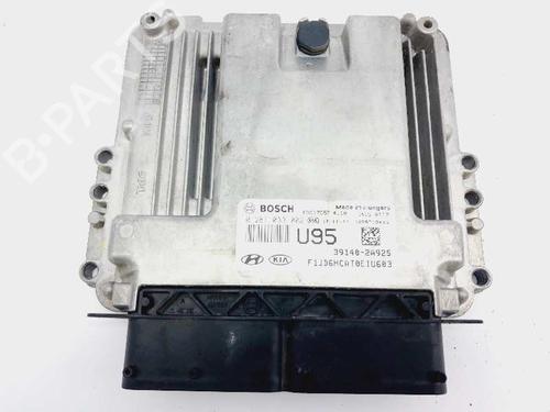 Used Engine control unit (ECU) Engine control unit (ECU) KIA CEE'D (JD) 1.6 CRDi 136 (136 hp) 16300885 16300885