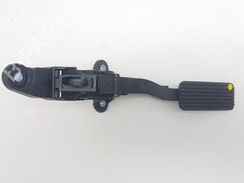 Pedal Pedal 32090835 32090835
