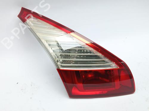Venstre baglygte bagklap RENAULT MEGANE III Hatchback (BZ0/1_, B3_) 1.2 TCe (BZ2B, BZ11) (116 hp) 28153363