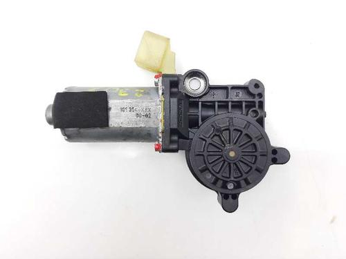 Used Right front window motor Right front window motor VOLVO S60 I (384) 2.4 (170 hp) 20678794 20678794