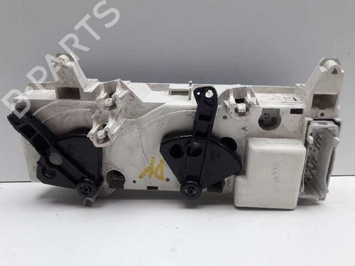 Used Climate control Climate control RENAULT SCÉNIC I MPV (JA0/1_, FA0_) [1999-2010] 4761838 4761838