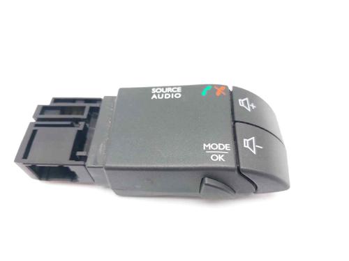 Used Switch Switch DACIA SANDERO II 1.0 SCe 75 (B8JC, B8JD, B8NC) (73 hp) 20682793 20682793