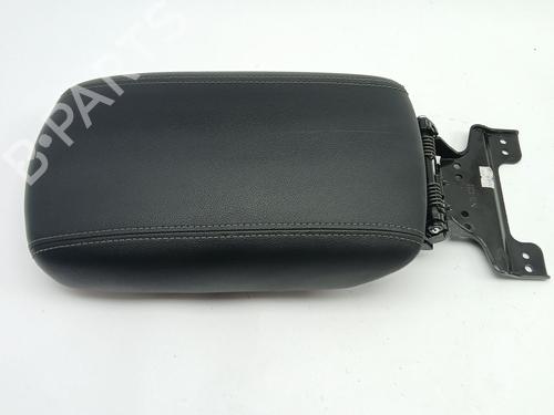 Used Armrest / Center console Armrest / Center console KIA SPORTAGE IV (QL, QLE) 1.7 CRDi (116 hp) 32783500 32783500