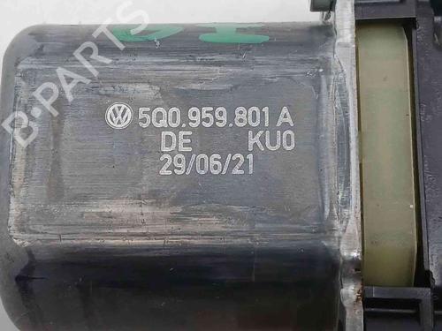Left front window motor VW GOLF VIII (CD1, DA1) | BP36991429E21 - Image 3
