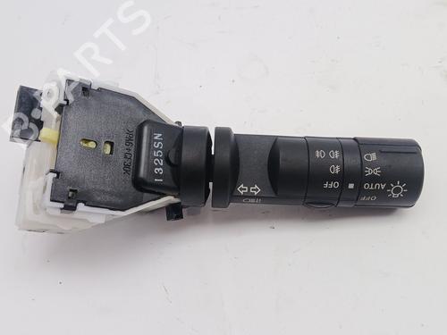 Used Headlight switch NISSAN QASHQAI I (J10, NJ10) 2.0 dCi (150 hp) 32732576