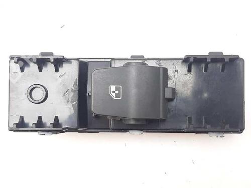 Used Left rear window switch HYUNDAI i30 (PDE, PD, PDEN) [2016-2025]  20679547