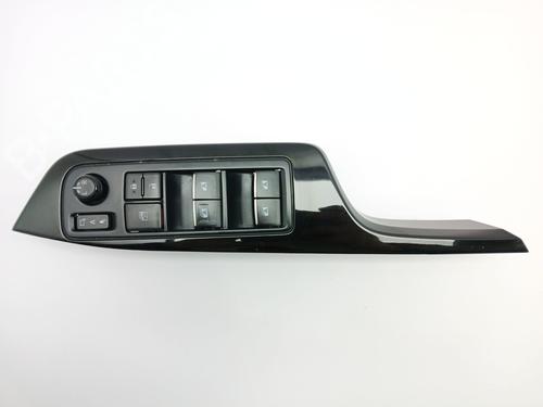 Used Left front window switch Left front window switch TOYOTA C-HR (_X1_) 1.8 Hybrid (ZYX10_, ZYX11_, ZYX10R, ZYX11R) (122 hp) 25258246 25258246