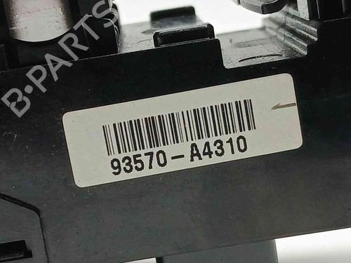 Left front window switch KIA CARENS IV 1.7 CRDi | BP40447169I27 - Image 3