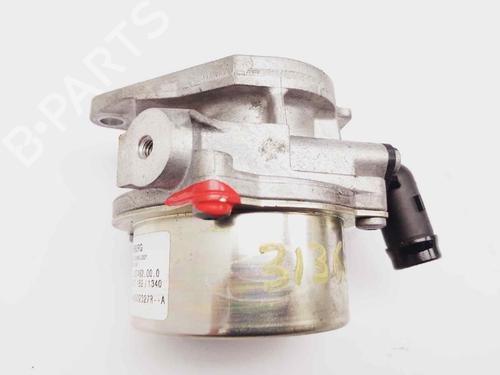 Used Vacuum pump Vacuum pump RENAULT MEGANE IV Hatchback (B9A/M/N_) 1.5 Blue dCi 115 (B9A6) (116 hp) 15781181 15781181
