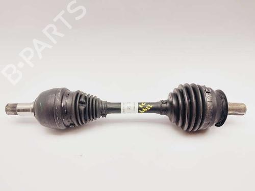 Aandrijfas links voor MERCEDES-BENZ CLA Coupe (C117) CLA 200 CDI / d (117.308) (136 hp) 2463309400