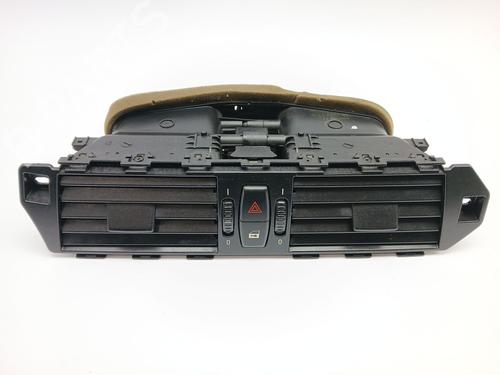 air-vent-bmw-5-e60-2001-2002-2003-2004-2005-2006-2007-2008-2009-2010-23901734 main image