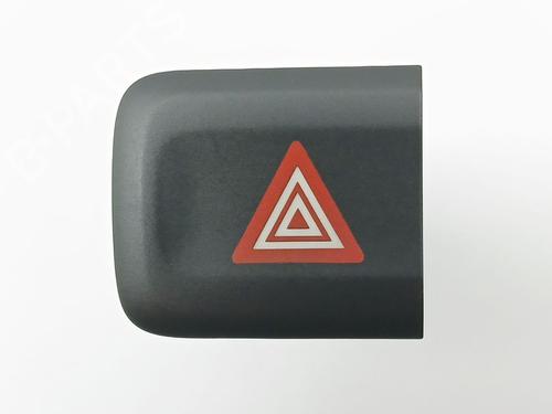 Used Warning switch Warning switch CITROËN BERLINGO Box Body/MPV (K9) 1.5 BlueHDi 100 (102 hp) 33831874 33831874