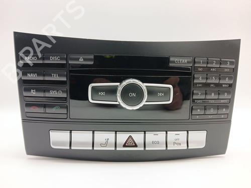 Used Radio MERCEDES-BENZ E-CLASS (W212) E 220 CDI / BlueTEC (212.001, 212.002) (170 hp) 30408318