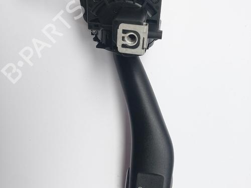 Used Steering column stalk Steering column stalk VW GOLF V (1K1) 1.9 TDI (105 hp) 21057624 21057624