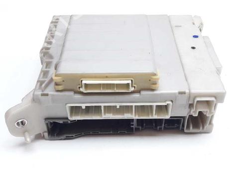 Used Fuse box Fuse box LEXUS IS II (_E2_) 220d (ALE20) (177 hp) 6957021 6957021