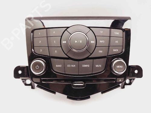 Radio CHEVROLET CRUZE Hatchback (J305) 2.0 CDI (163 hp) 95485441