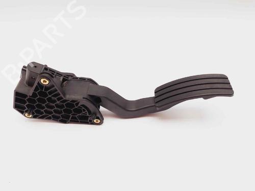 pedal-renault-laguna-coupe-dt01-180050001r-2008-2009-2010-2011-2012-2013-2014-2015-20683780 main image