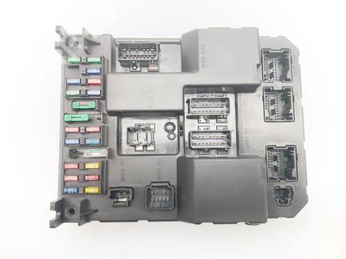 Used Fuse box PEUGEOT 307 SW (3H) 2.0 HDI 110 (107 hp) 29592429