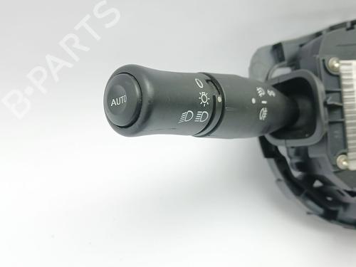 Headlight switch RENAULT MEGANE II Saloon (LM0/1_) 1.5 dCi (LM02, LM13, LM2A) | BP28130791I24 