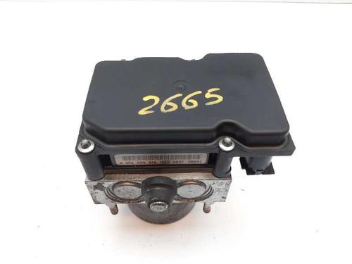 Used ABS pump NISSAN ALMERA II Hatchback (N16) [2000-2025]  12120206