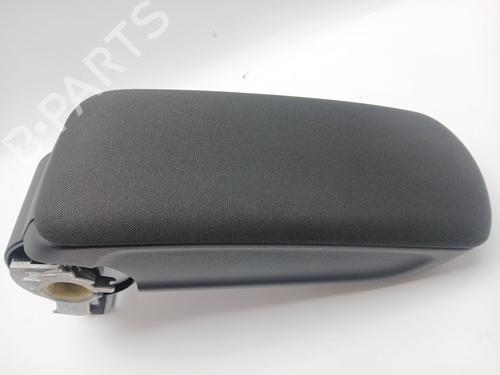 Used Armrest / Center console AUDI A1 Sportback (8XA, 8XF) [2011-2019]  28153365