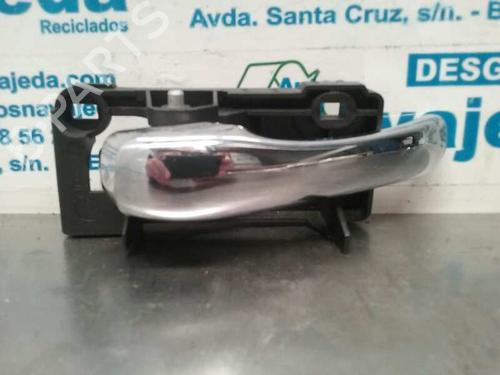 Used Front left interior door handle Front left interior door handle ALFA ROMEO 147 (937_) 1.6 16V T.SPARK ECO (937.AXA1A, 937.BXA1A) (105 hp) 3213799 3213799