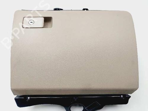 Used Glove box Glove box VW PASSAT B7 (362) 2.0 TDI (140 hp) 16765584 16765584