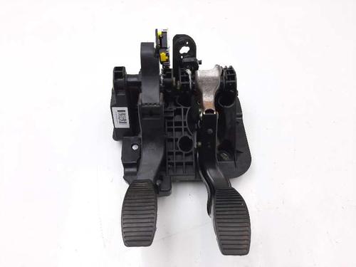 Pedal embrague FIAT 500 (312_) 1.2 (312AXA1A) (69 hp) 0051926352