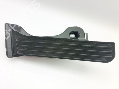 pedal-vw-scirocco-iii-137-138-2008-2009-2010-2011-2012-2013-2014-2015-2016-2017-2018-27358137 main image