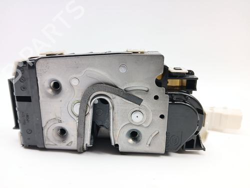 Used Front right lock Front right lock MERCEDES-BENZ E-CLASS (W212) E 220 CDI / BlueTEC (212.001, 212.002) (170 hp) 30361461 30361461