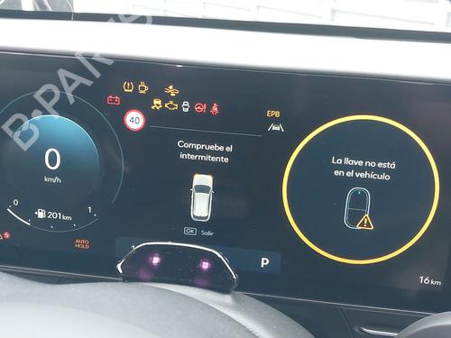 Rear center light HYUNDAI KONA SUV Van (OS, OSE, OSI) 1.6 GDi Hybrid | BP32035074I39 