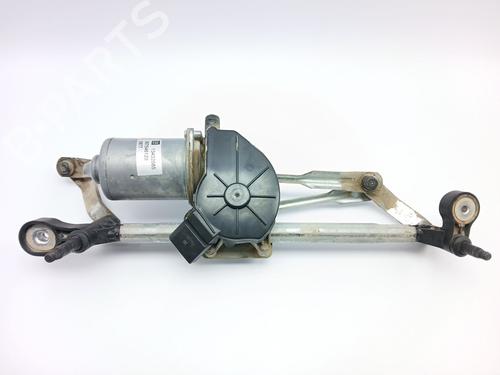 Used Front wiper motor OPEL CORSA E (X15) 1.3 CDTI (08, 68) (75 hp) 25652166