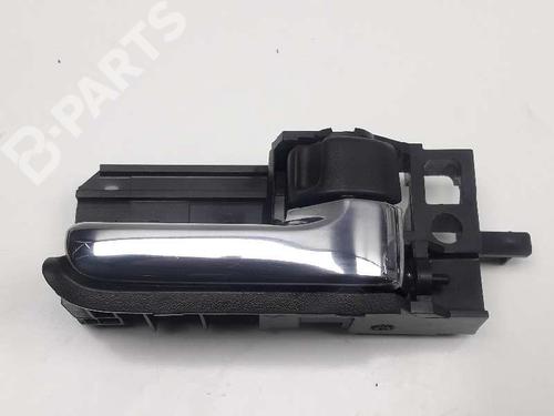 Used Front right interior door handle TOYOTA AVENSIS Estate (_T25_) 2.2 D-4D (ADT251_, ADT251R) (150 hp) 9263181