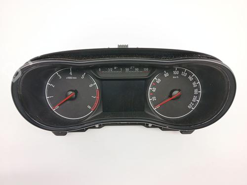 Used Instrument cluster OPEL CORSA E (X15) [2014-2026]  31354115