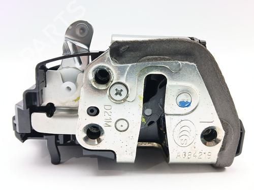 Türschloss links hinten für TOYOTA COROLLA Hatchback (_E21_, _EA1_, _EH1_) 1.8 Hybrid (ZWE211, ZWE219) (122 hp) 25142903