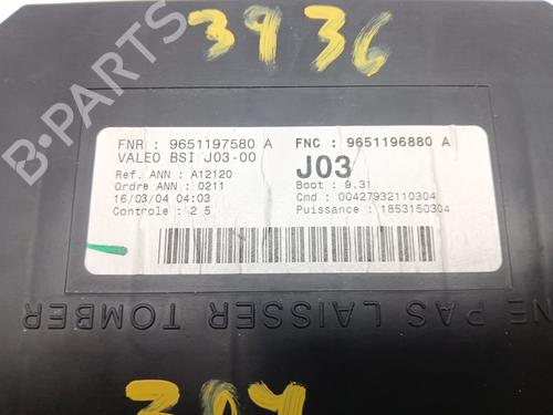 Fuse box PEUGEOT 307 SW (3H) 2.0 HDI 110 | BP29592429E1 