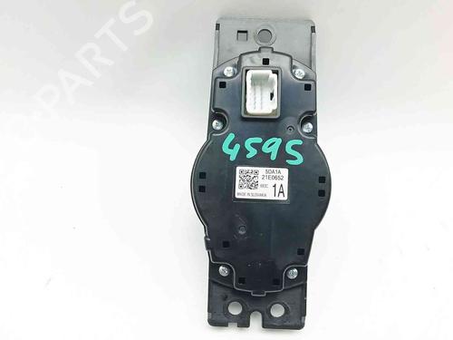 Switch INFINITI QX30 2.2 D AWD | BP39992817I30 - Image 2