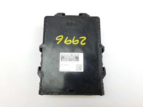 Used Gearbox control unit Gearbox control unit TOYOTA AURIS (_E18_) 1.8 Hybrid (ZWE186_, ZWE186R) (136 hp) 20681749 20681749