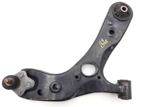 Used Right front suspension arm LEXUS CT (ZWA10_) 200h (ZWA10_, ZWA10R) (136 hp) 19275016