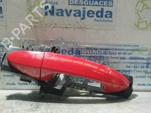 Used Front right exterior door handle Front right exterior door handle 1633632 1633632