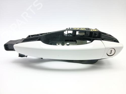 Used Front left exterior door handle OPEL CROSSLAND X / CROSSLAND (P17, P2QO) 1.2 (75) (110 hp) 22758547