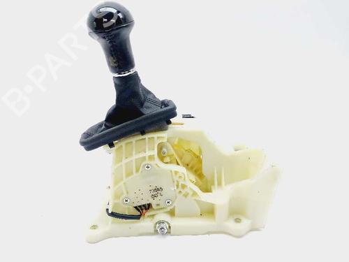 Used Gear lever KIA CEE'D (JD) 1.6 CRDi 136 (136 hp) 16300897