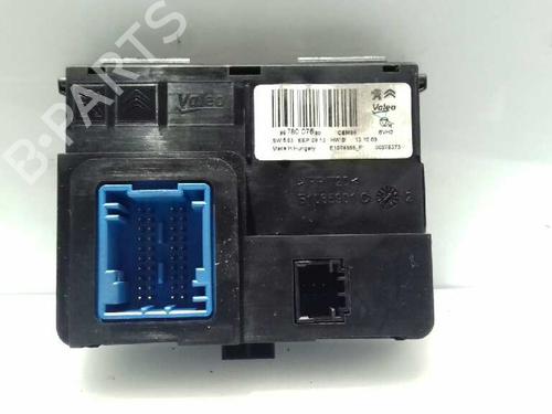 Used Electronic module Electronic module PEUGEOT 308 II (LB_, LP_, LW_, LH_, L3_) 1.6 HDi / BlueHDi 115 (115 hp) 526637 526637