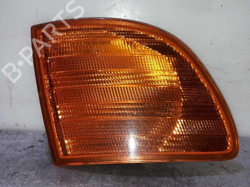 Used Right front indicator Right front indicator MERCEDES-BENZ VITO Van (W638) 108 D 2.3 (638.064, 638.068) (79 hp) 4390437 4390437