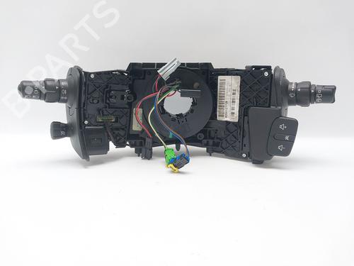 Used Switch Switch RENAULT SCÉNIC II (JM0/1_) 1.5 dCi (JM1E, JM16) (106 hp) 35964293 35964293